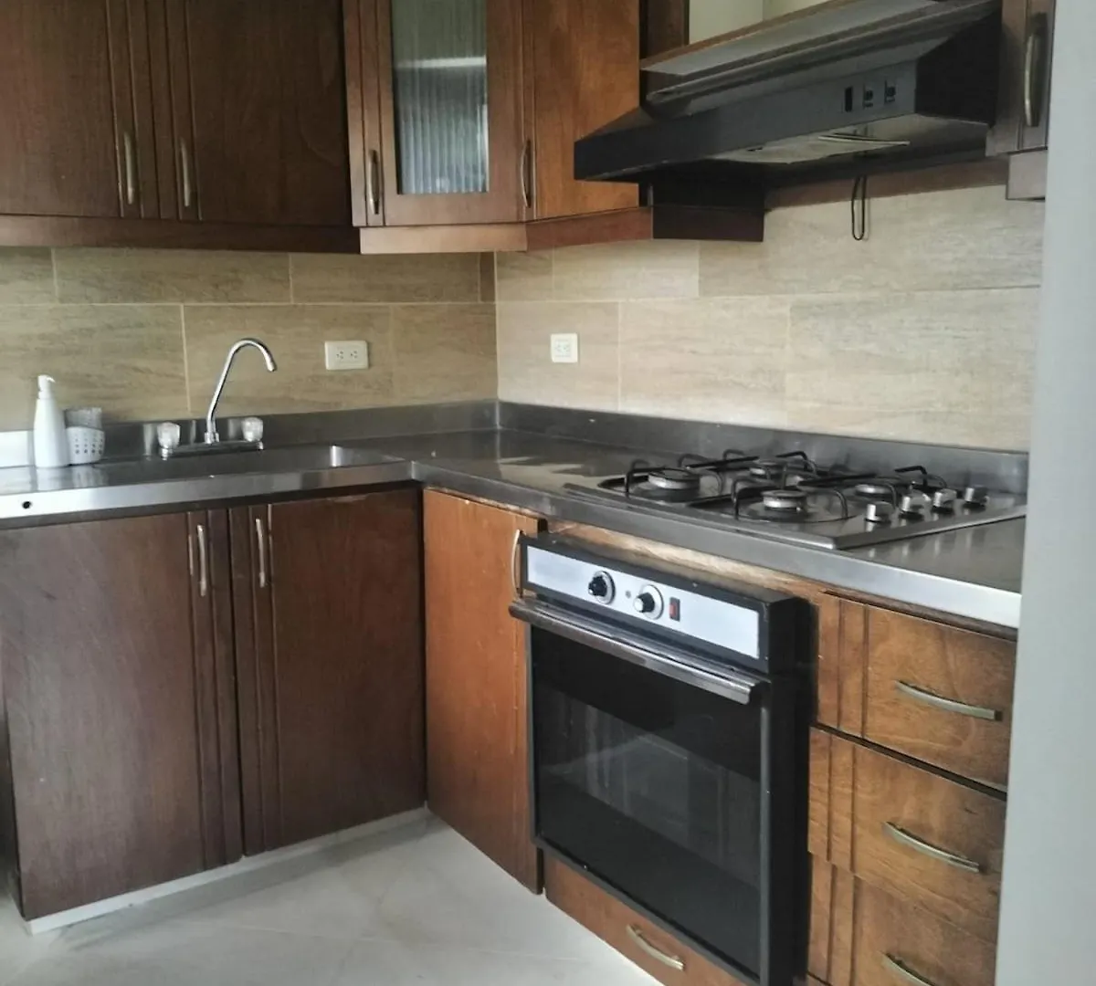 Centrally Located And Cozy Apartment With 900 Mb Internet Medellín