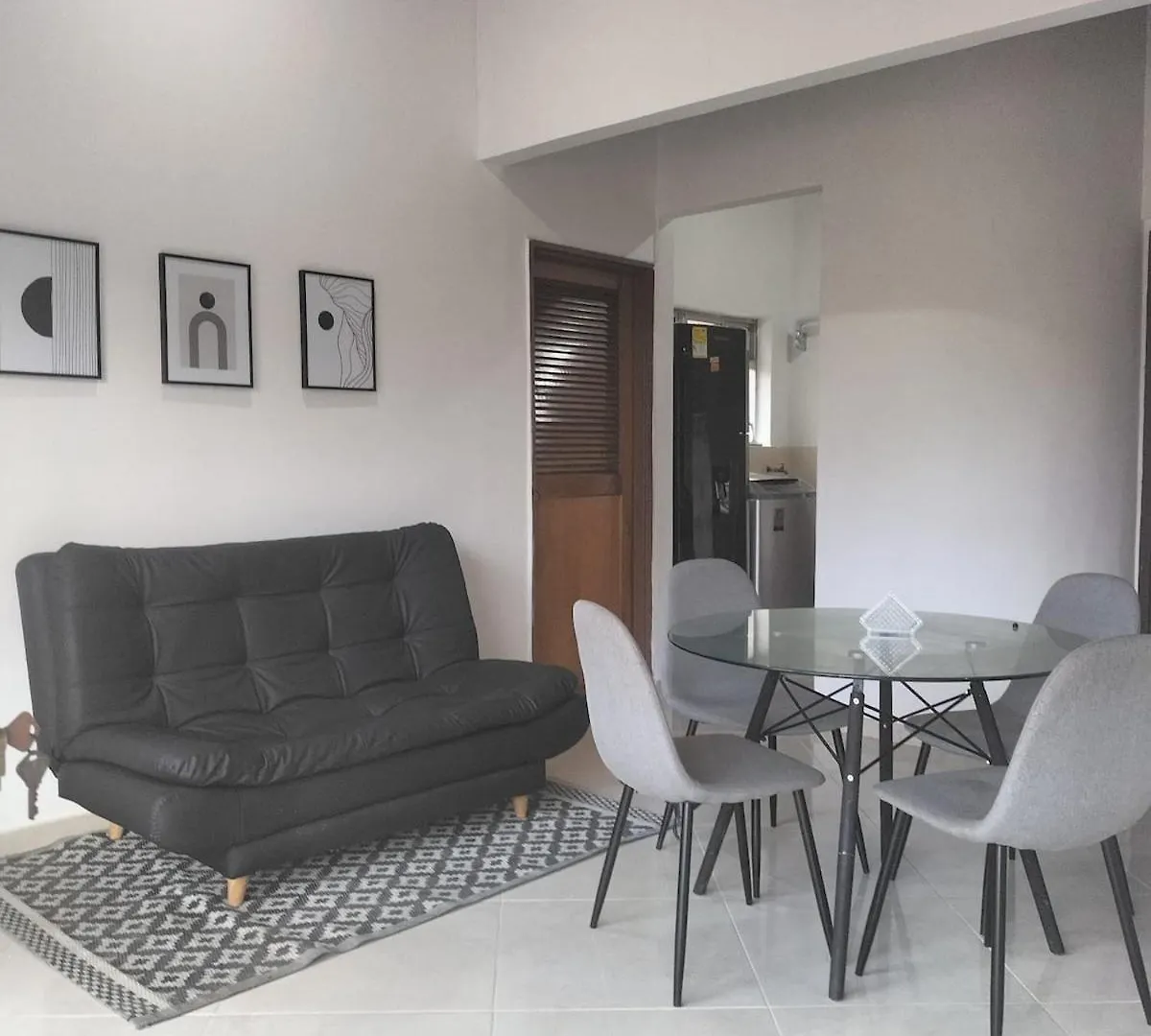 Centrally Located And Cozy Apartment With 900 Mb Internet Medellín Colombia